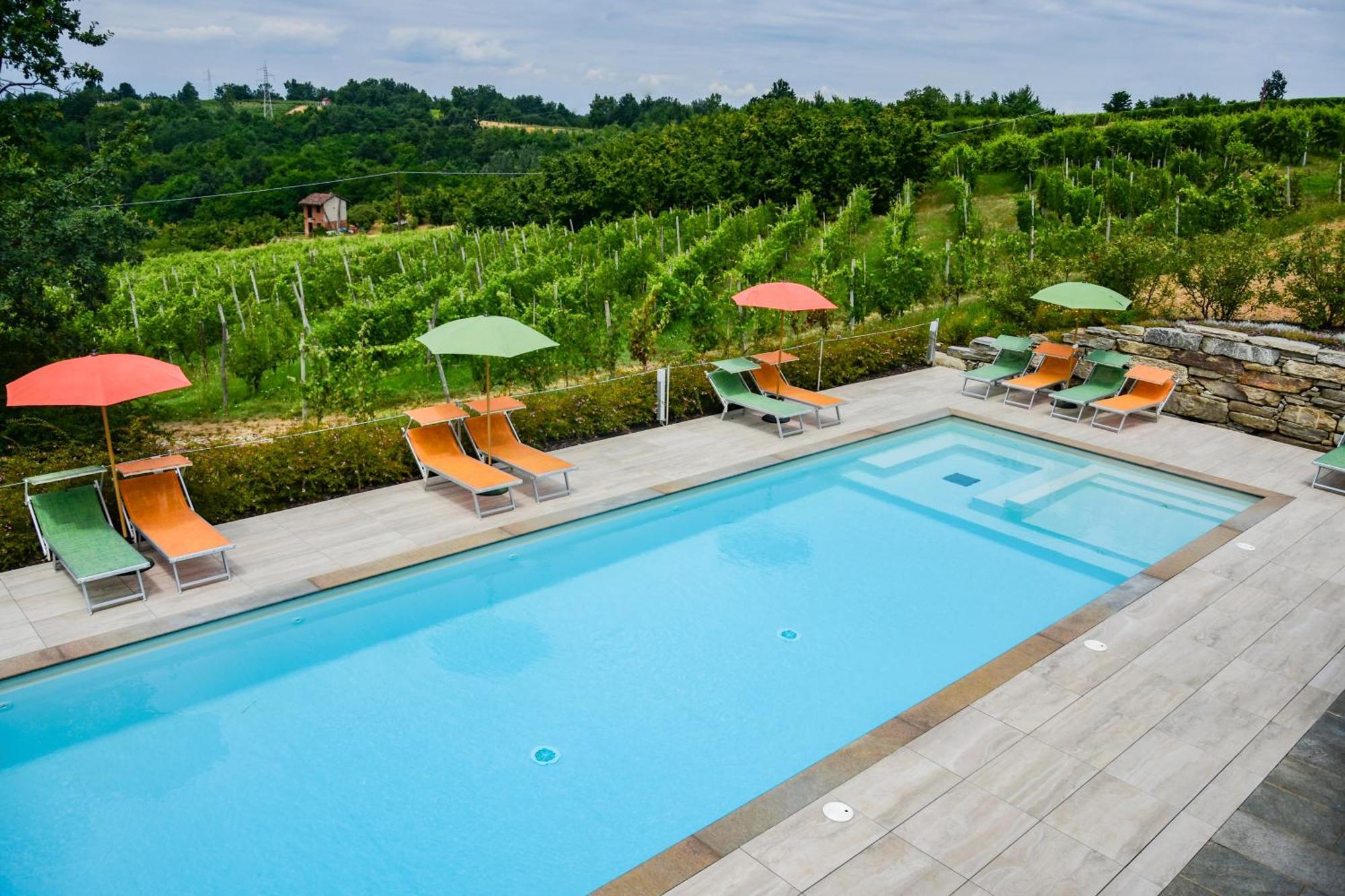 Agriturismo Cascina Ponchietta Montà Exterior foto